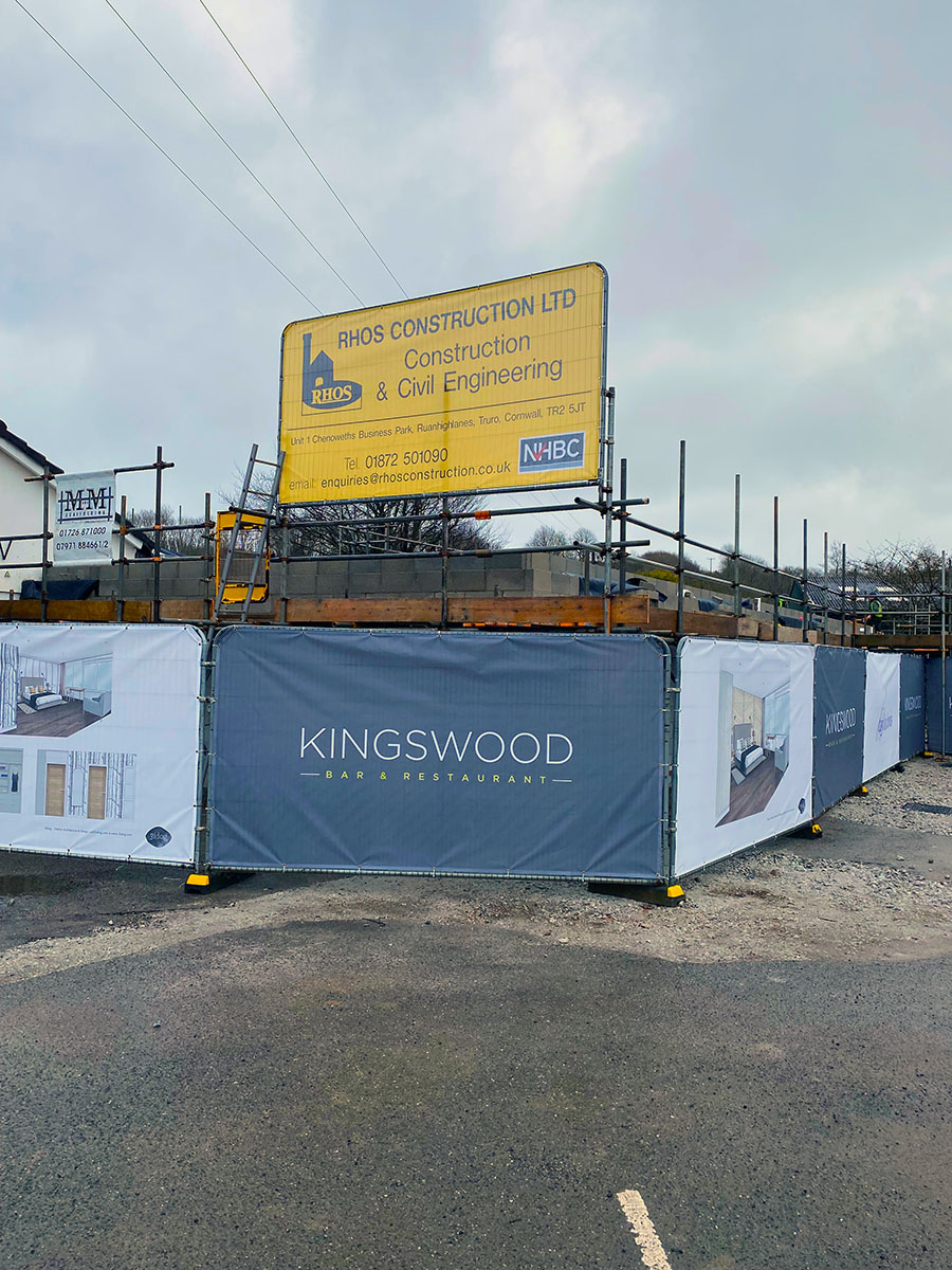 a-kingswood-fence-RHOS-Construction